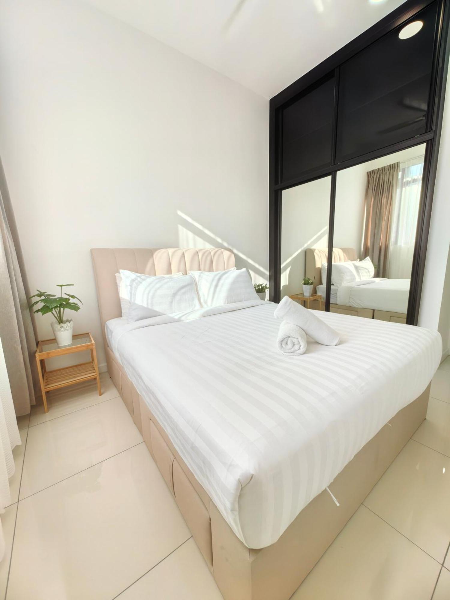 Chambers Residence Klcc By Purple Orchid クアラルンプール エクステリア 写真